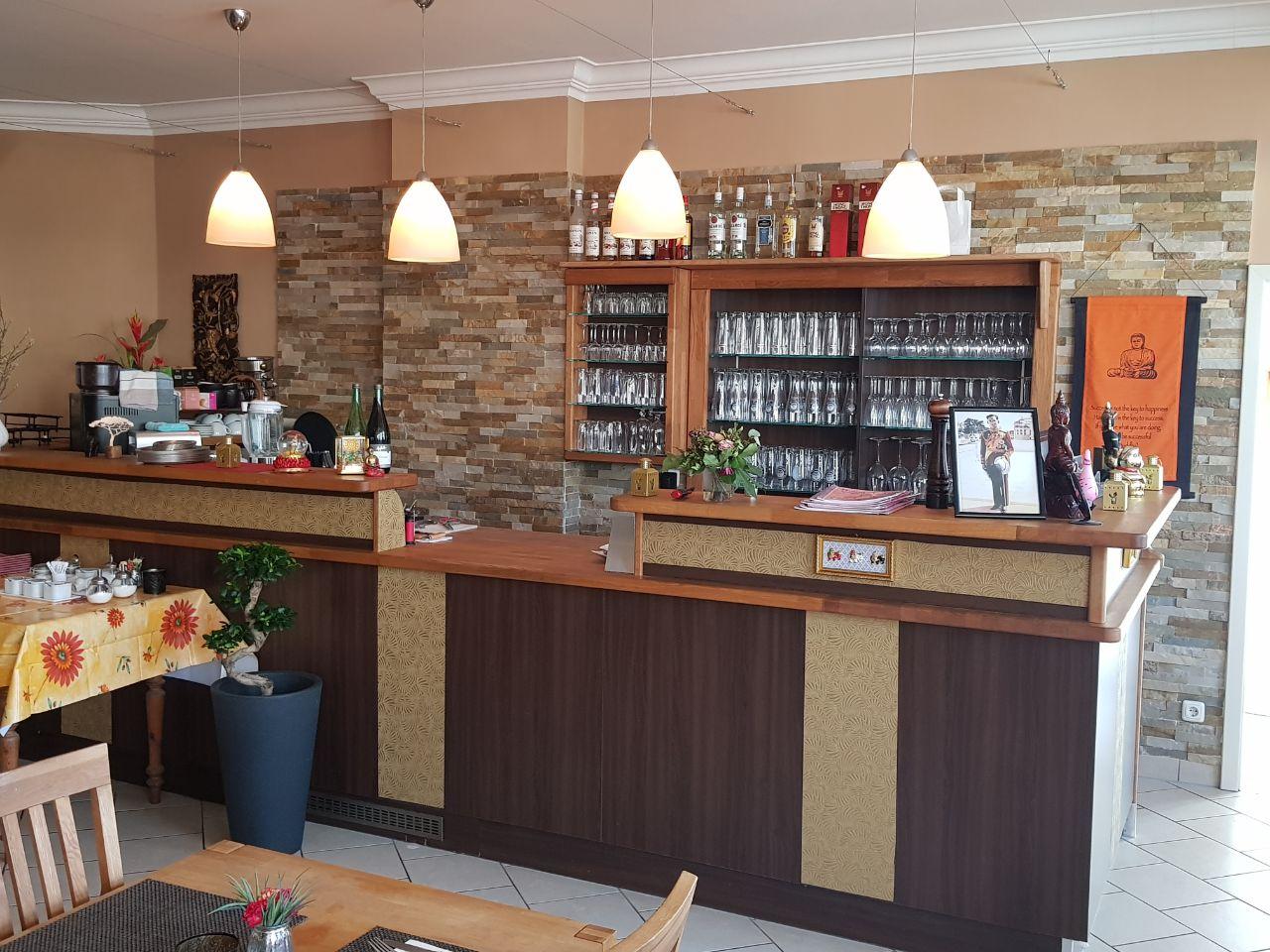 Bar und Innenbereich im Thong Thai